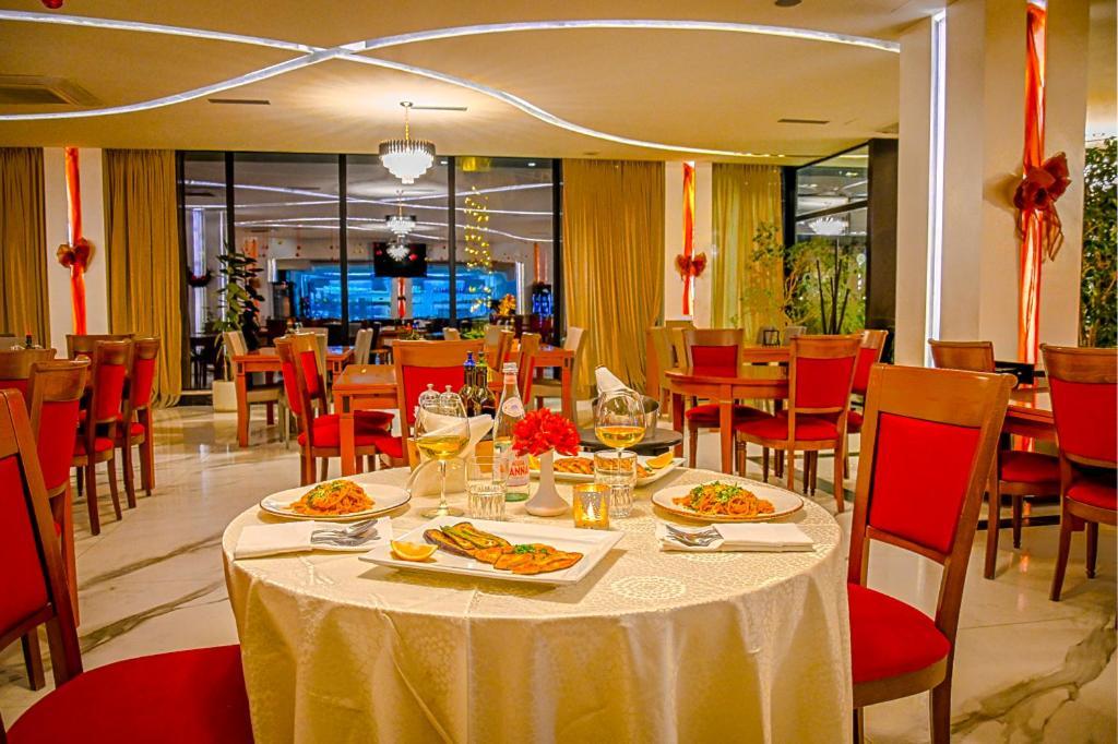 Hotel Vivas Durrës Exteriér fotografie