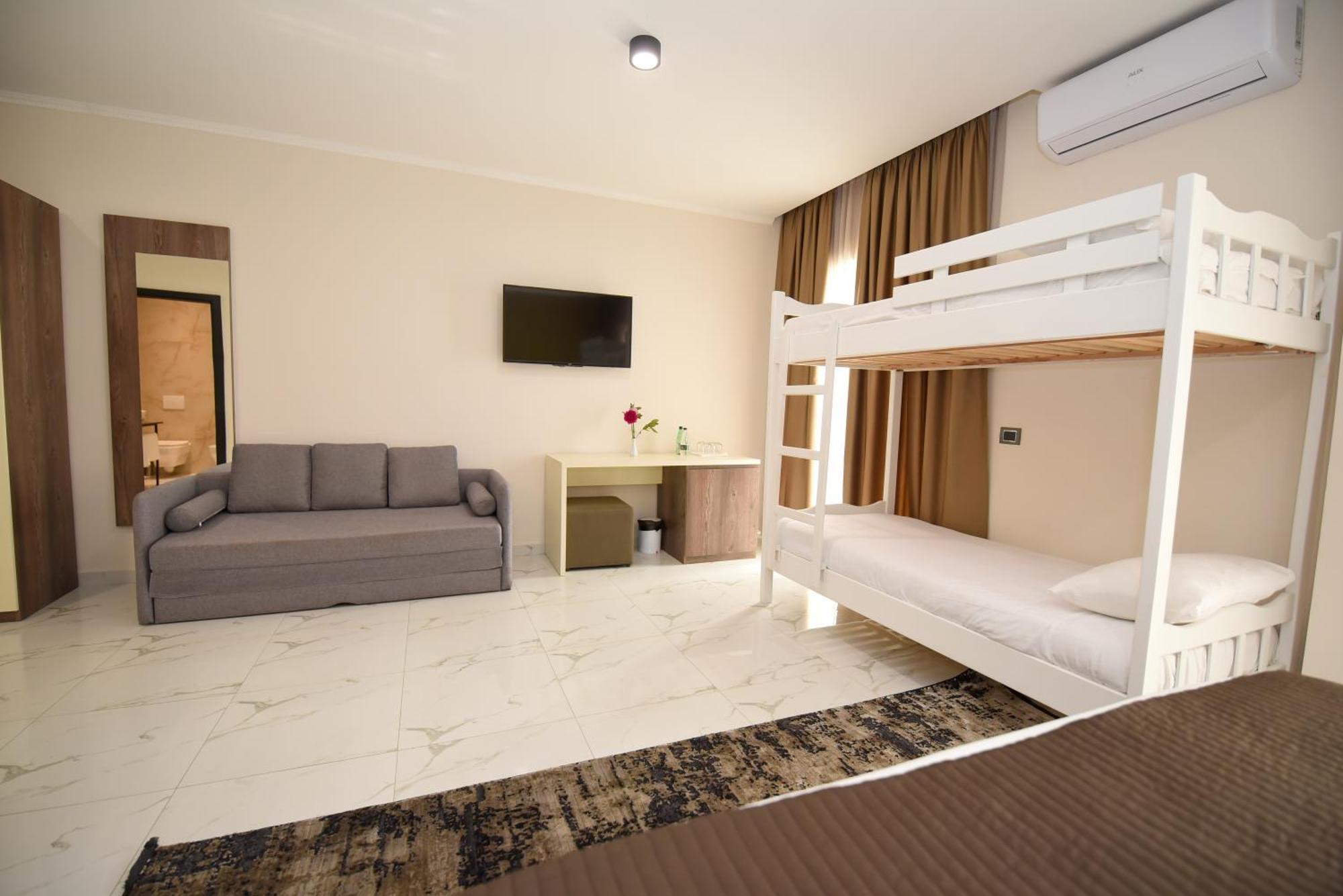 Hotel Vivas Durrës Exteriér fotografie