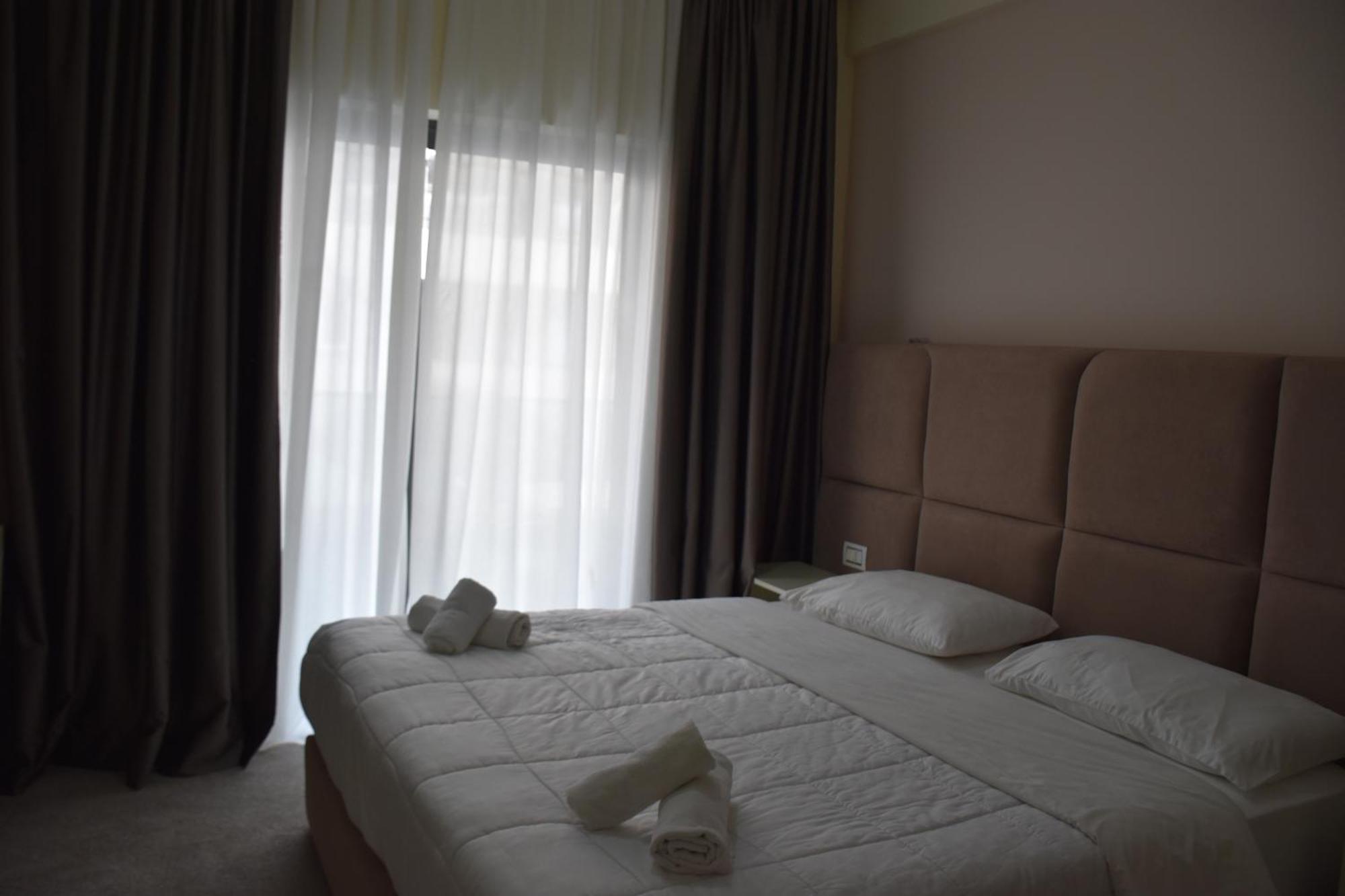 Hotel Vivas Durrës Exteriér fotografie